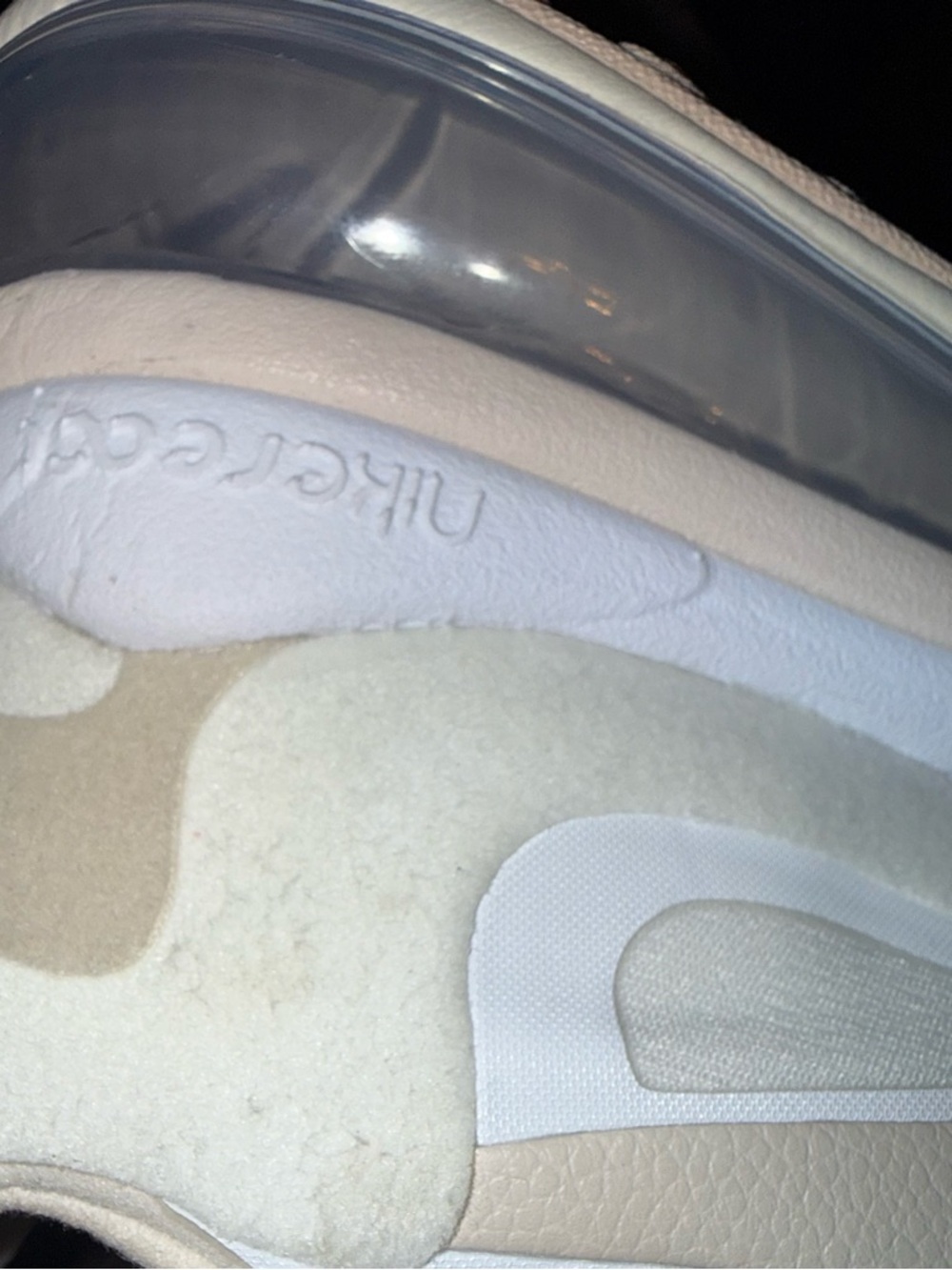 Nike Air Max 270 React Cream/Beige Sneakers - Picture 12 of 16
